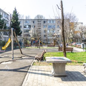 2 camere decomandat cu 2 locuri parcare Berceni, Brancoveanu, Aparatorii Patriei