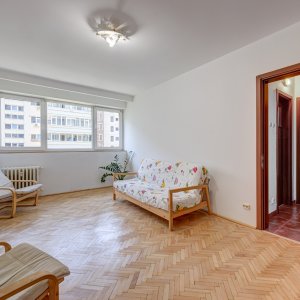 Apartament de 3 camere cu 2 bai, Bd. Ferdinand - Avrig!