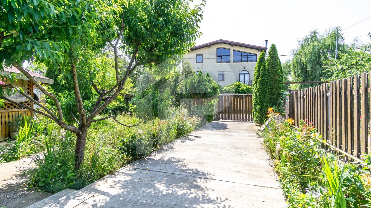 Casa PERFECTA de lemn, toate utilitatile, gradina superba, Branesti - Pasarea