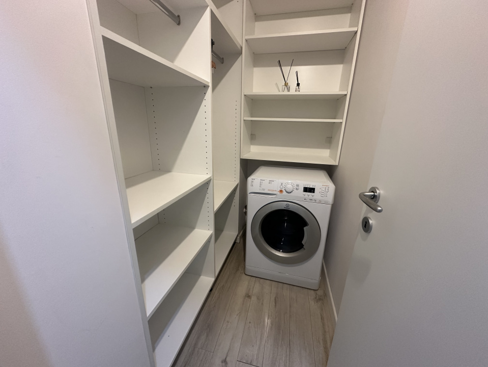 DECEBAL-ALBA IULIA, 3 CAMERE LUX!