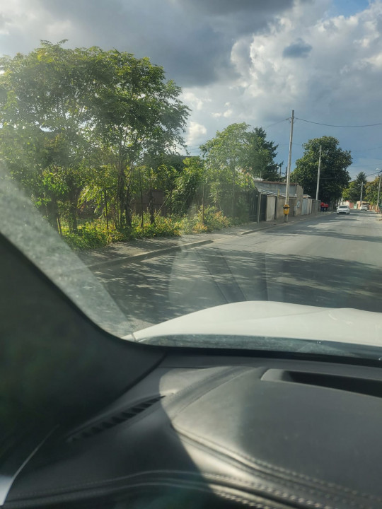 SUPER OCAZIE SE VINDE TEREN IN ZONA SALAJ