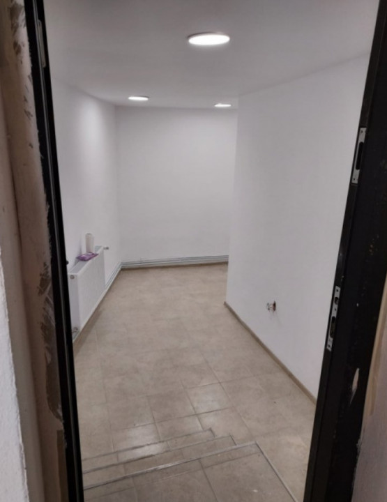 SUPER OCAZIE SE VINDE APARTAMENT DE 3 CAMERE IN ZONA COTROCENI