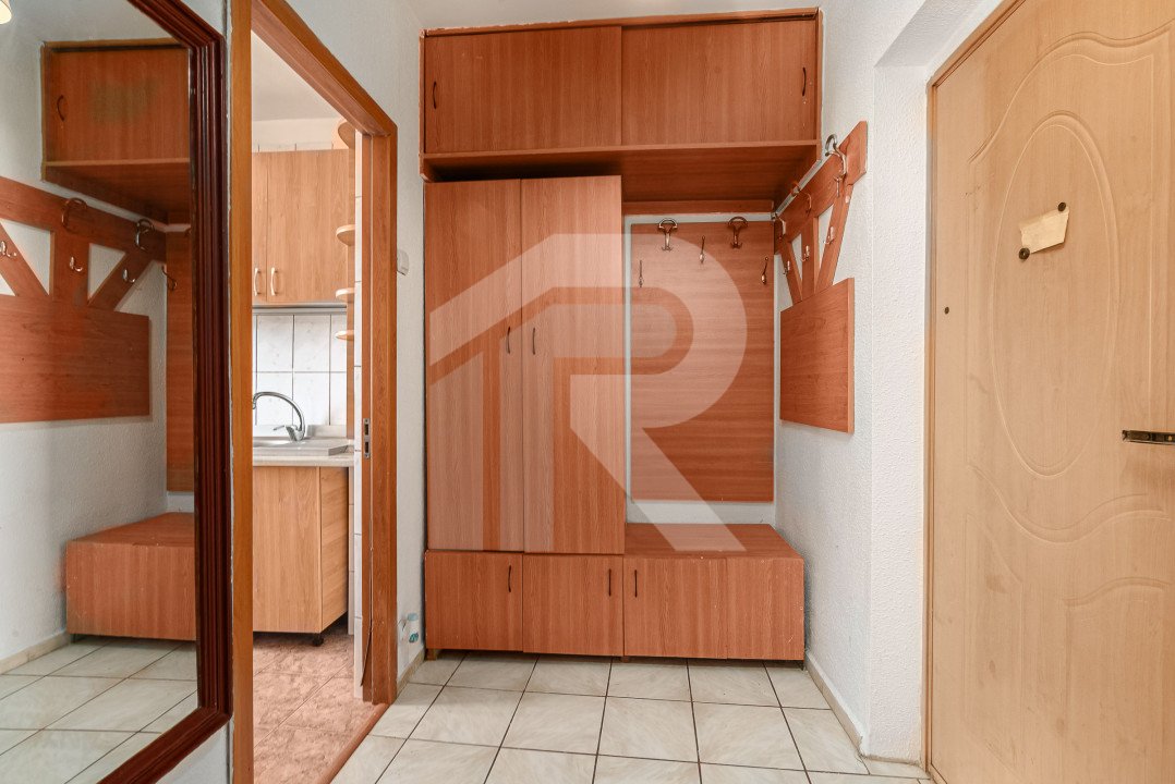 Descoperă-ți Noua Casă-Apartament 2 Camere Decomandat în Zona Turda