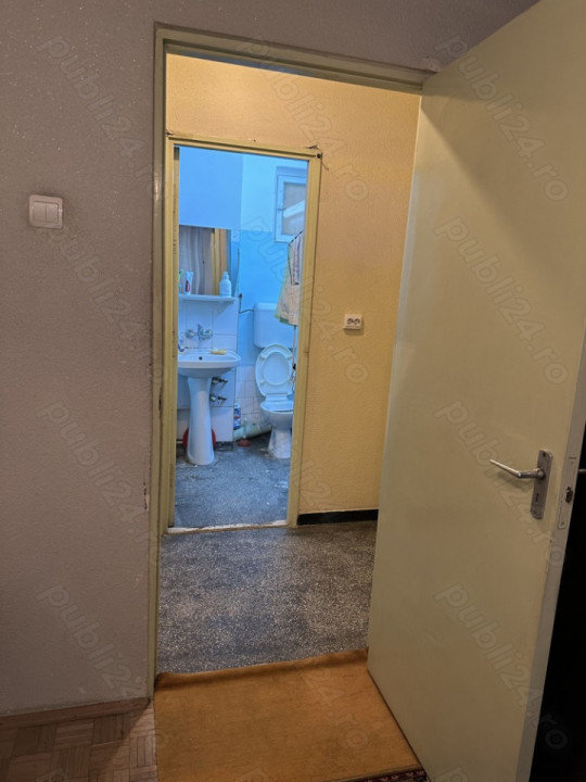 MEGA OCAZIE SE VINDE APARTAMENT DE 3 CAMERE PR CALEA VICTORIEI