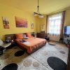 Apartament cladire centrala, intrare separata etaj+mansarda, 6 camere