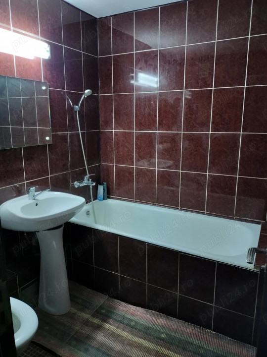 DE INCHIRIAT APARTAMENT SPATIOS RENOVAT APROAPE DE METROU GORJULUI 