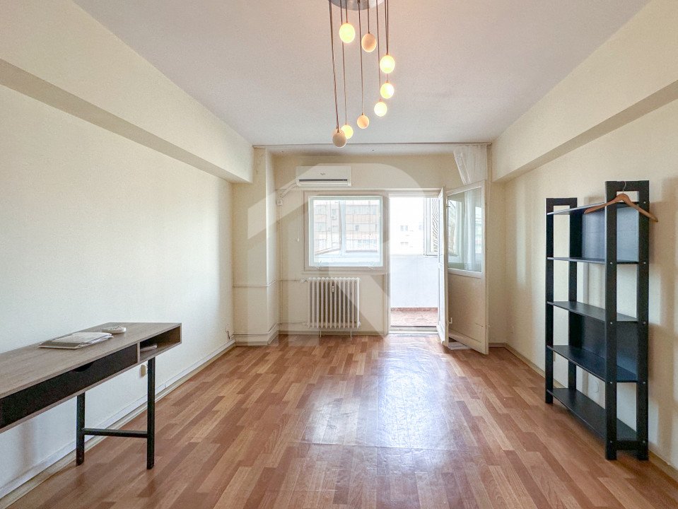 Moșilor, Foișor - apartament cu 3 camere nemobilat de inchiriat