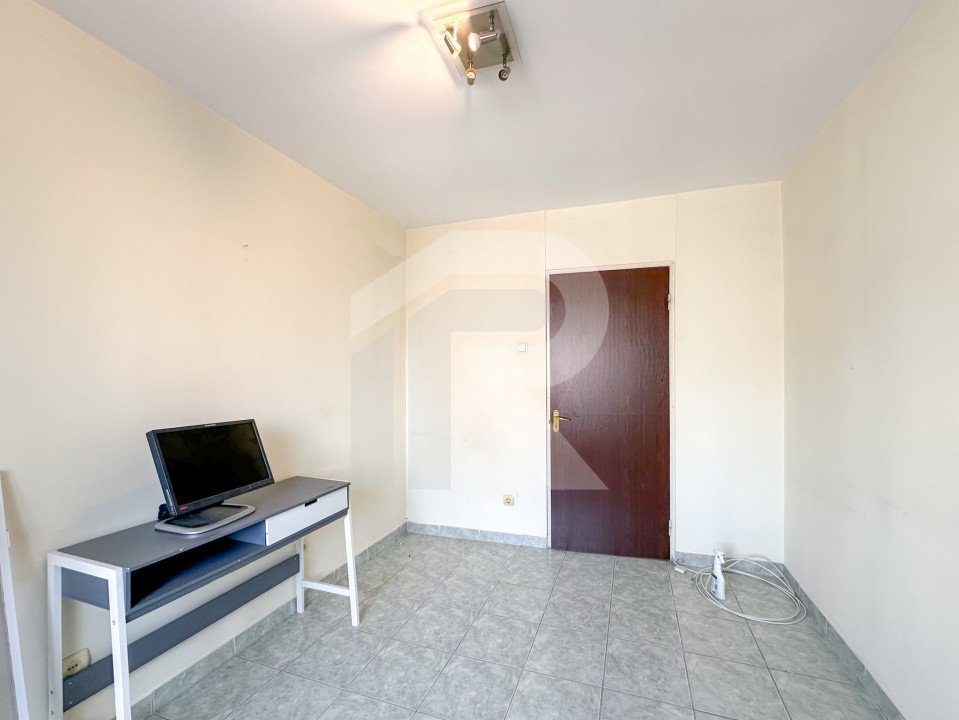 Moșilor, Foișor - apartament cu 3 camere nemobilat de inchiriat