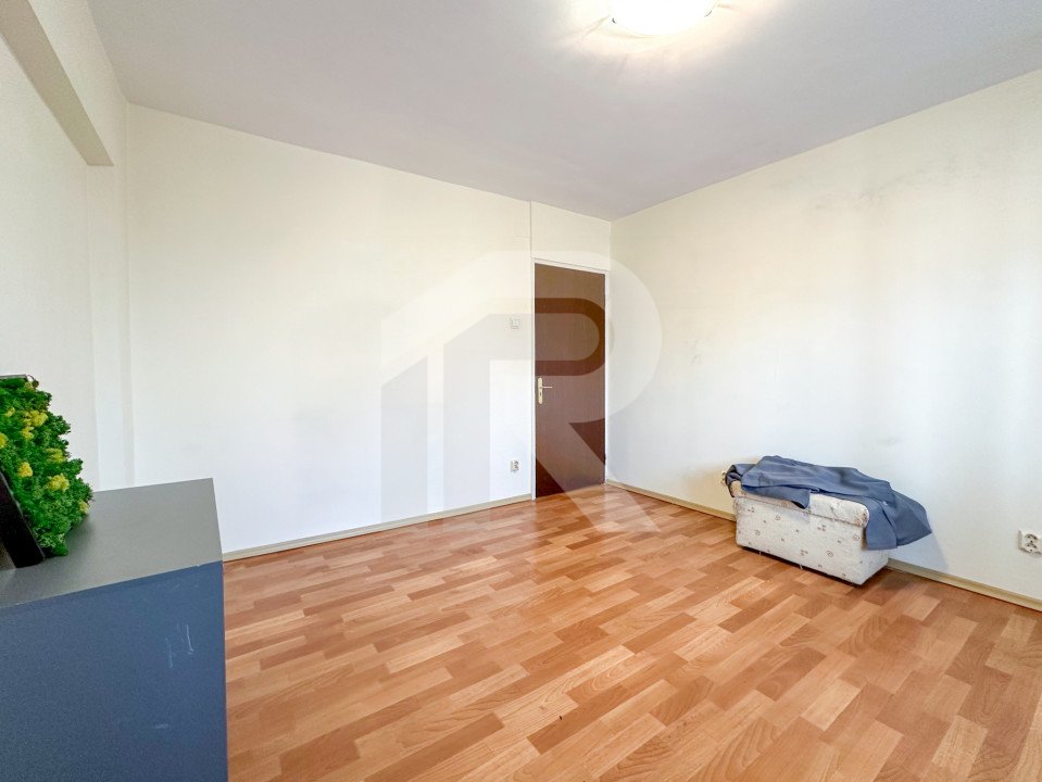 Moșilor, Foișor - apartament cu 3 camere nemobilat de inchiriat