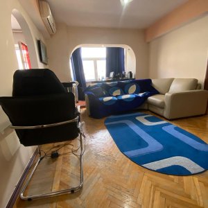 SE VINDE APARTAMENT 2 CAMERE LANGA PARC CISMIGIU-SALA PALATULUI