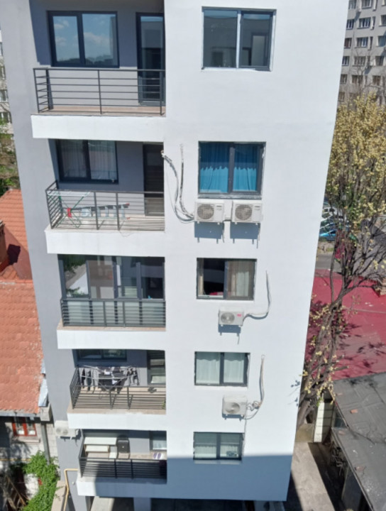 SUPER OCAZIE SE VINDE APARTAMENT 3 CAMERE SPATIOS IN ZONA IANCU + LOC DE PARCARE