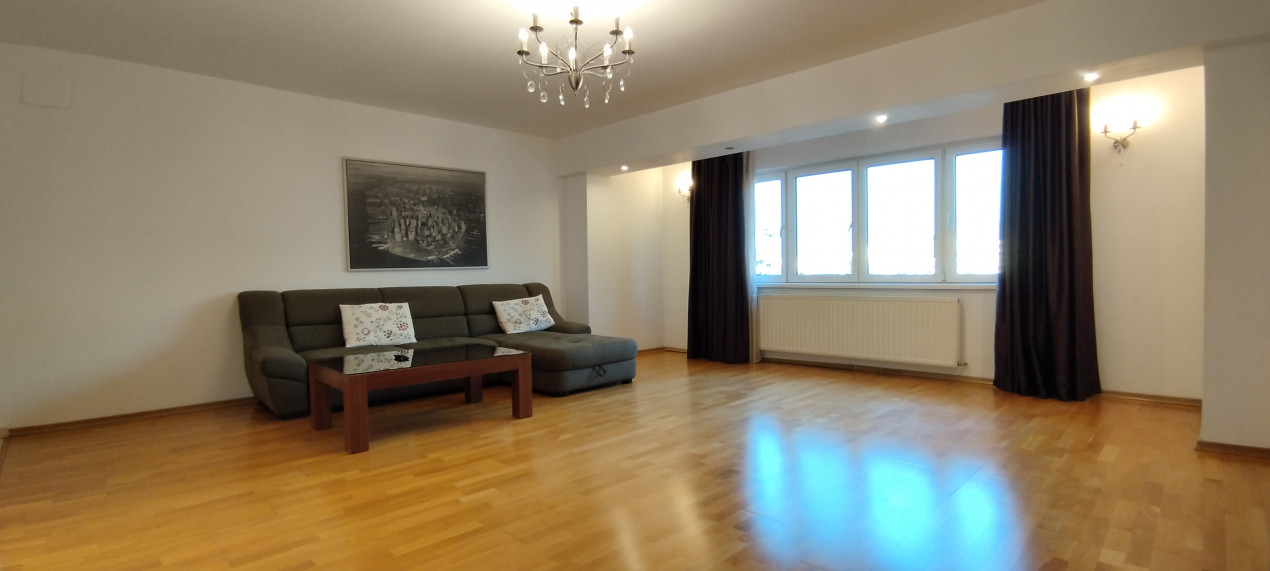 ALBA IULIA 3 CAMERE LUX 99 MP, PARCARE SUBTERANA!