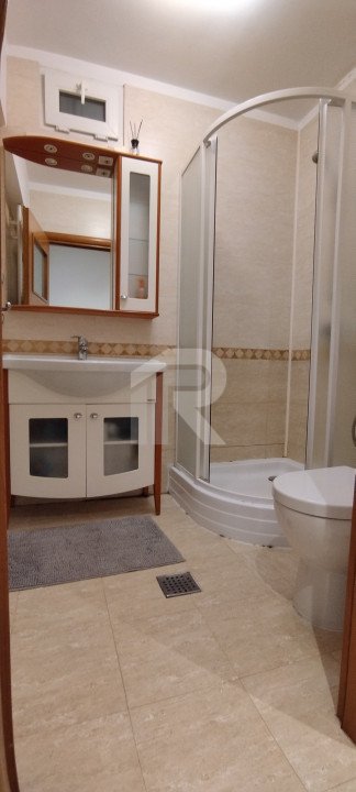 Apartament lux 3 camere+parcare Piata Alba Iulia