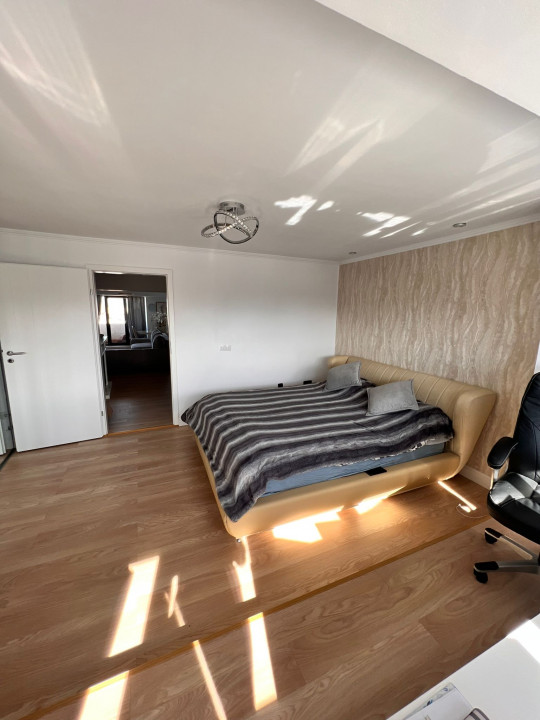 Apartament 3 camere vedere libera Piata Alba Iulia