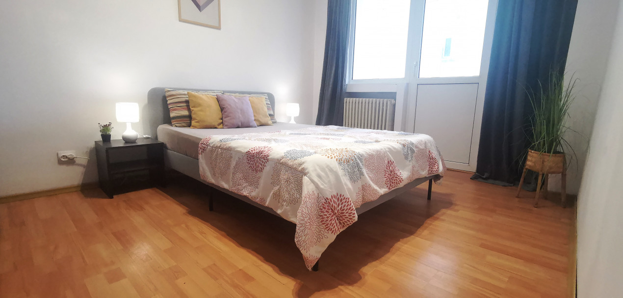 Apartament super luminos si linistit de inchiriat,  Magheru -Scala