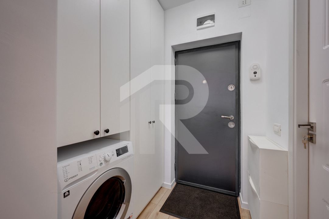 Garsoniera Turnu Măgurele etaj 6/9, mobilata-utilata, prima închiriere