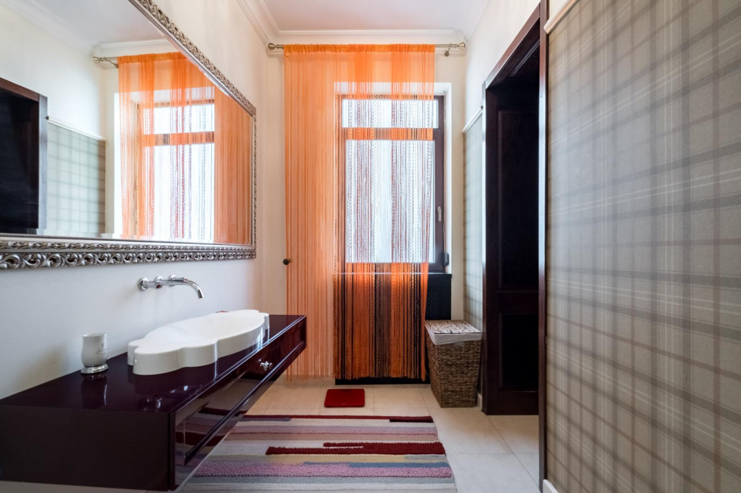 ARMENEASCA, APARTAMENT PARTER-185 MP!