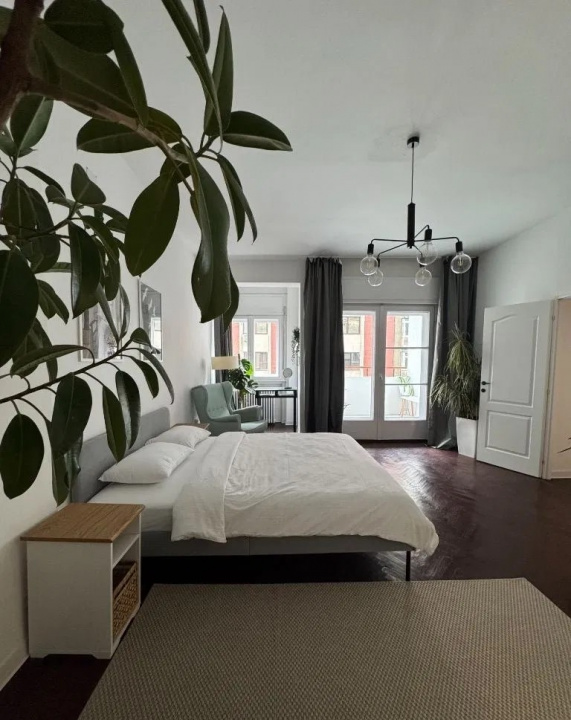 Închiriez Apartament 3 Camere Ultracentral, 88 mp, langa Metrou Universitate