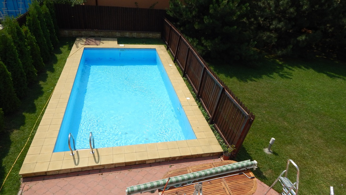 IANCU NICOLAE, zona British School ,vila cu piscina si curte generoasa