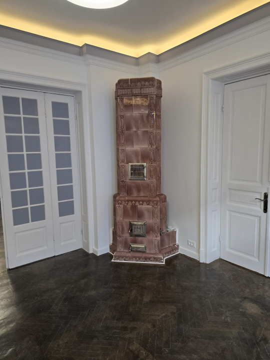 Închiriez apartament în vilă interbelică – Calea Dorobanți, 180 mp, etaj 3/3