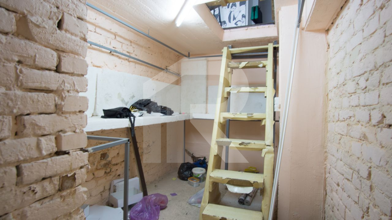 Spatiu comercial Pache Protopopescu 88 intersectia Matasari, SC: 35mp, SU: 25mp