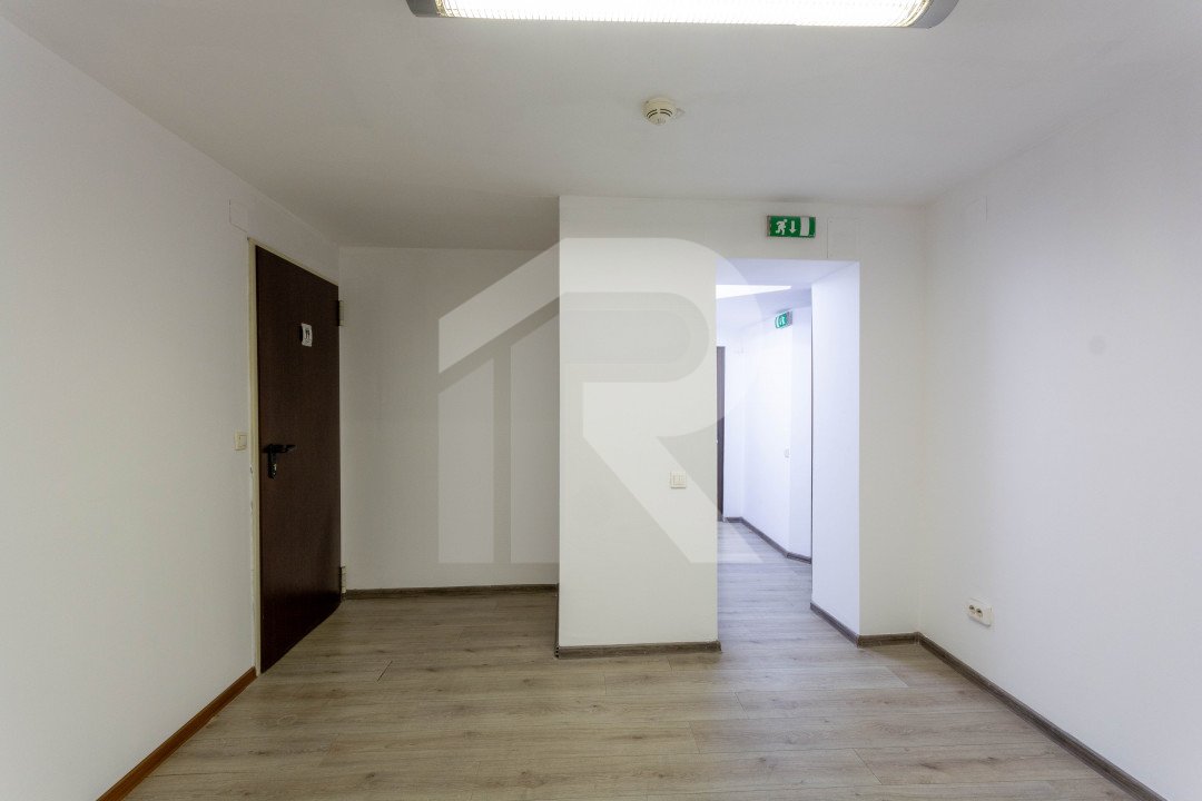 Spațiu subsol | Vitan Center | 100 mp | Utilitati incluse