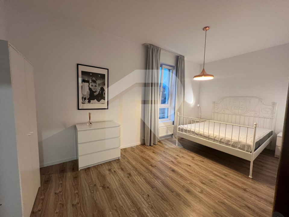 Apartament 3 camere Laguna Residence