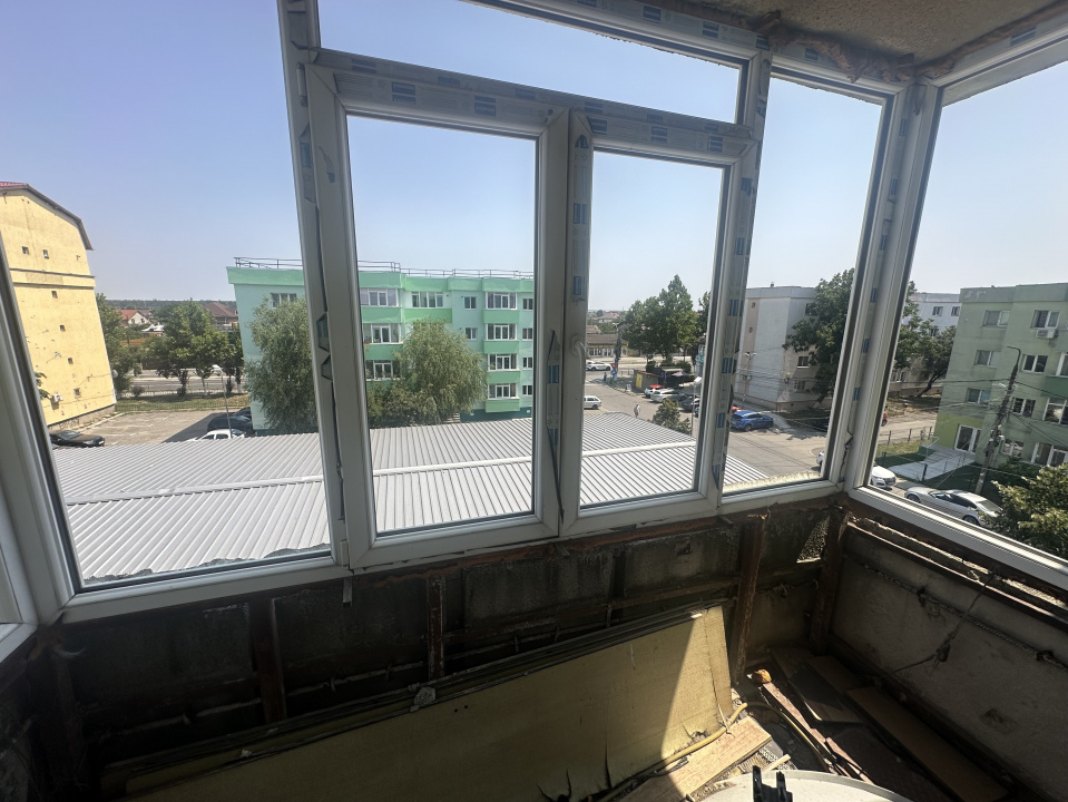 1 DECEMBRIE, 4 CAMERE 98 MP, LOT 22 MP PARCARE!