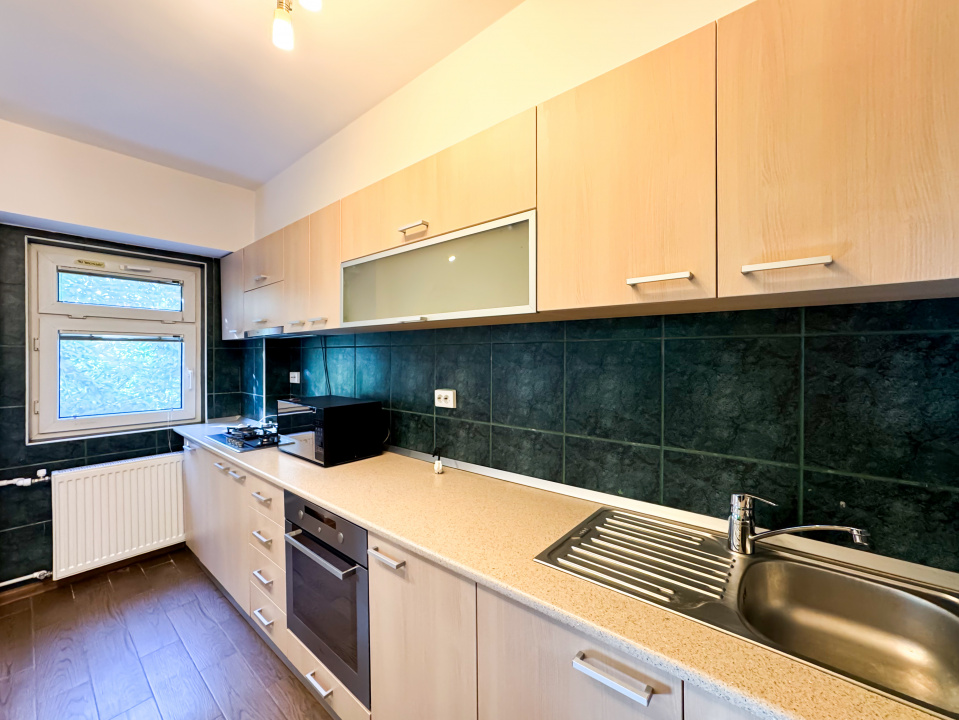 Garsoniera Mihalache-Turda. Pret excelent: 75.000 Euro!