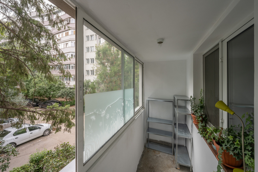 Apartament cu 3 camere - bloc reabilitat  - Giulesti - Metrou Crangasi 10 min