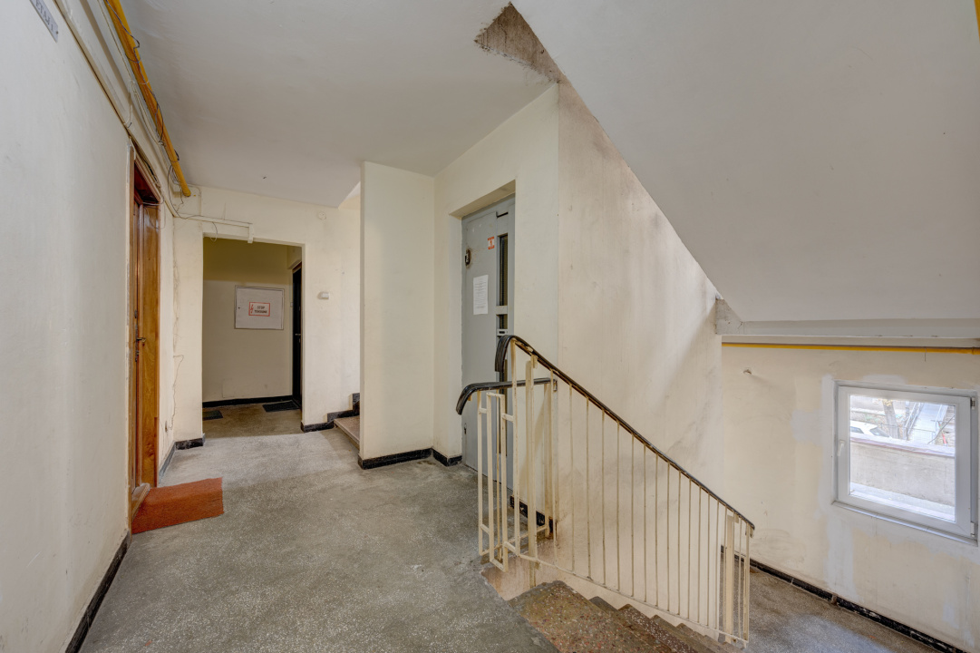 TINERETULUI - VISANA, APARTAMENT 2 CAMERE 53 MP, ETAJ 1, LA CHEIE!