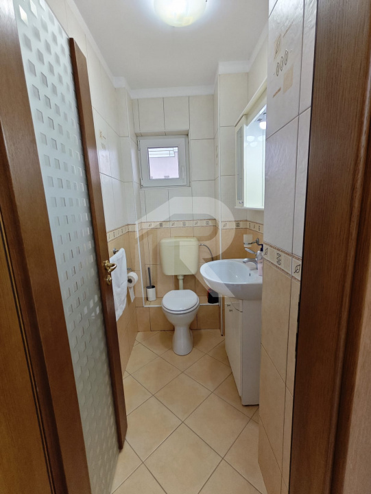 Vânzare apartament 3 camere – Ultracentral, Bloc Scala, Bd. Magheru