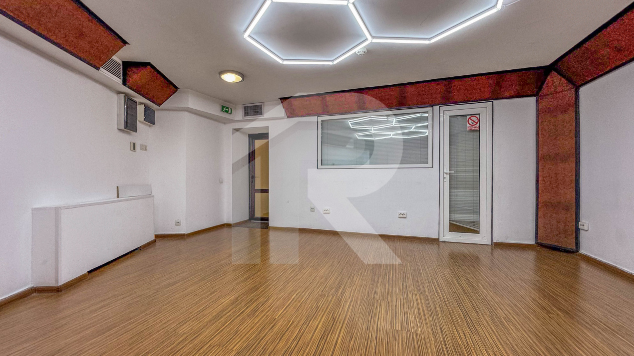 Spațiu subsol | Vitan Center | 35 mp | Utilitati incluse
