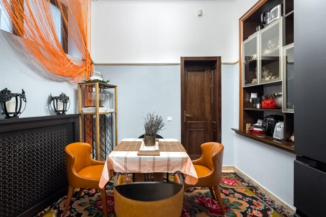 ARMENEASCA APARTAMENT 6 CAMERE 190 MP!