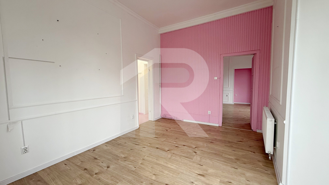 2 camere Dorobanti, et 1, fara risc seismic, centrala proprie, ideal birouri