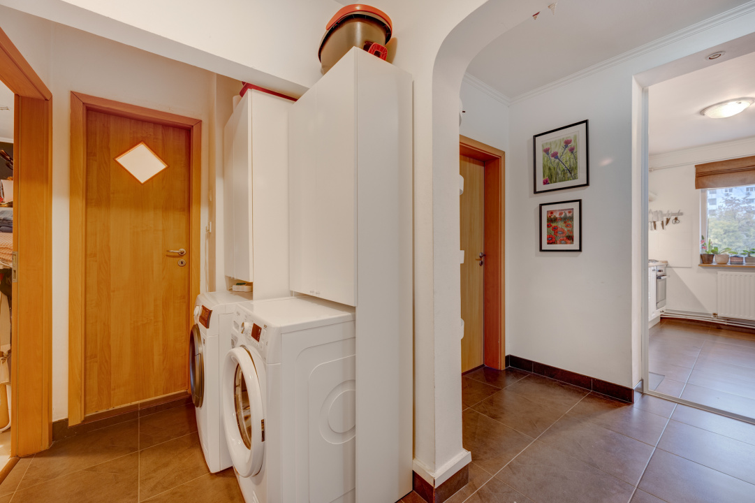 Mall Vitan - decomandat - centrală termica - bloc reabilitat - comision 0