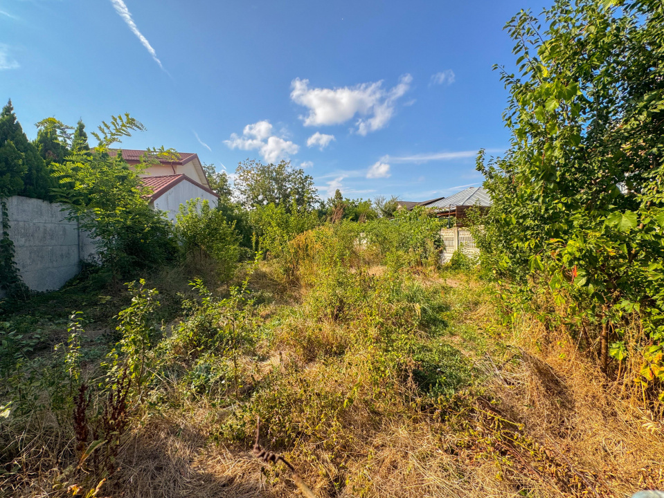 Straulesti, Kaufland. Lot de casa 400 mp.
