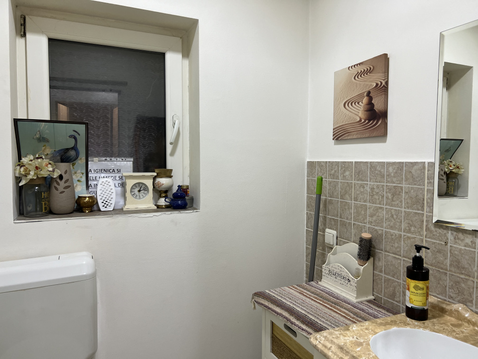 Vila de inchiriat Clinceni, 4 camere, 600 mp curte 