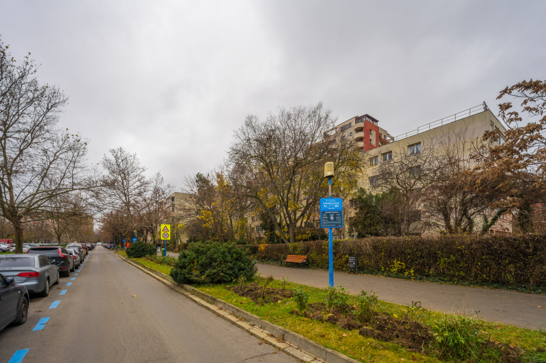 Stefan cel Mare, Aleea Circului  etaj 2/4, Imobil anvelopat