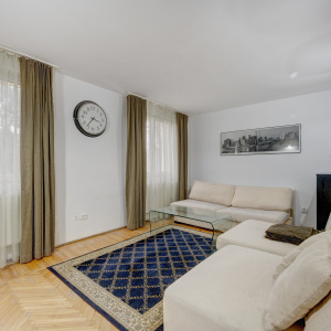 Stefan cel Mare, Aleea Circului  etaj 2/4, Imobil anvelopat