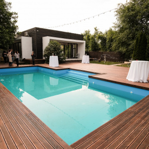 Spatiu evenimente versatil proximitate Bucuresti, posibilitate achizitie in rate