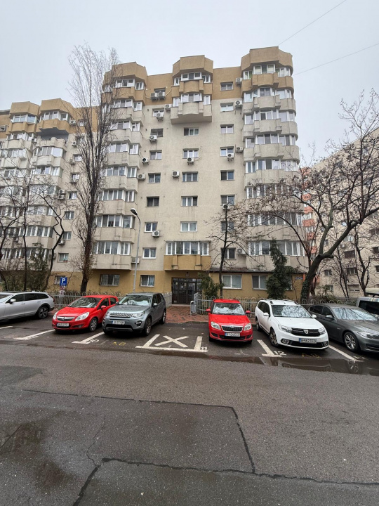 Apartament 3 camere, Nerva Traian, plan secund