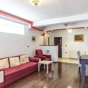 2 cam imobil nou Domenii/1 Mai, CENTRALA PROPRIE, complet mobilat/utilat, etaj 1