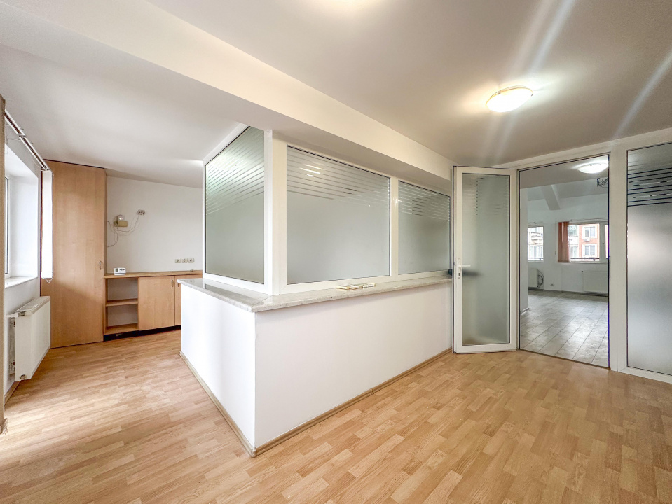 2 etaje, 160mp, centrala termica, scara interioara - Prestanta!