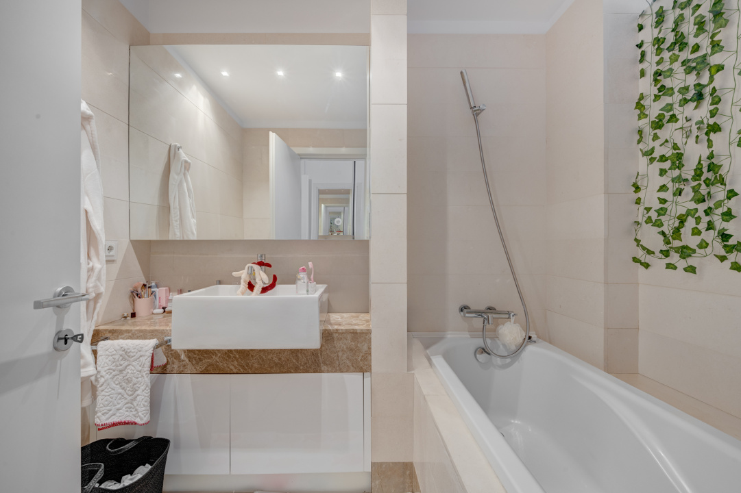 CORBEANCA - ROSE GARDEN, VILA 500 MP, LOT 1200 MP, LA CHEIE!