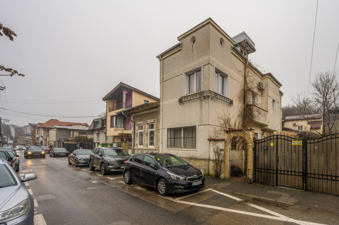 CAROL - REGINA MARIA, CASA 63 MP!