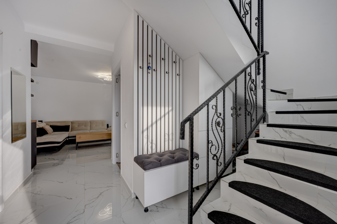 Domnesti, Putul Olteni, Str Fortului, Casa Individuala, Mobilata !