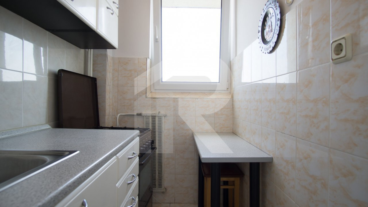 Bloc reabilitat, 2 lifturi, 9/10, 1984, Mihalache(1 Mai), Turda, renovata 