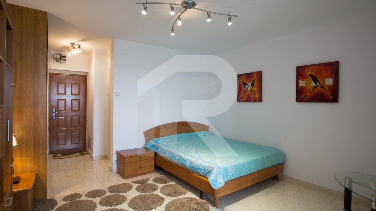 Bloc reabilitat, 2 lifturi, 9/10, 1984, Mihalache(1 Mai), Turda, renovata 