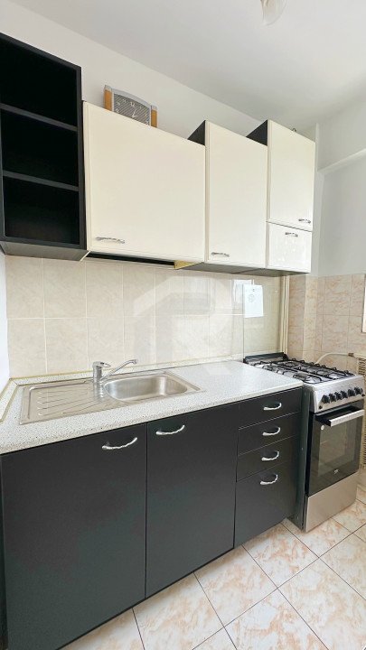 Bloc reabilitat, 2 lifturi, 9/10, 1984, Mihalache(1 Mai), Turda, renovata 